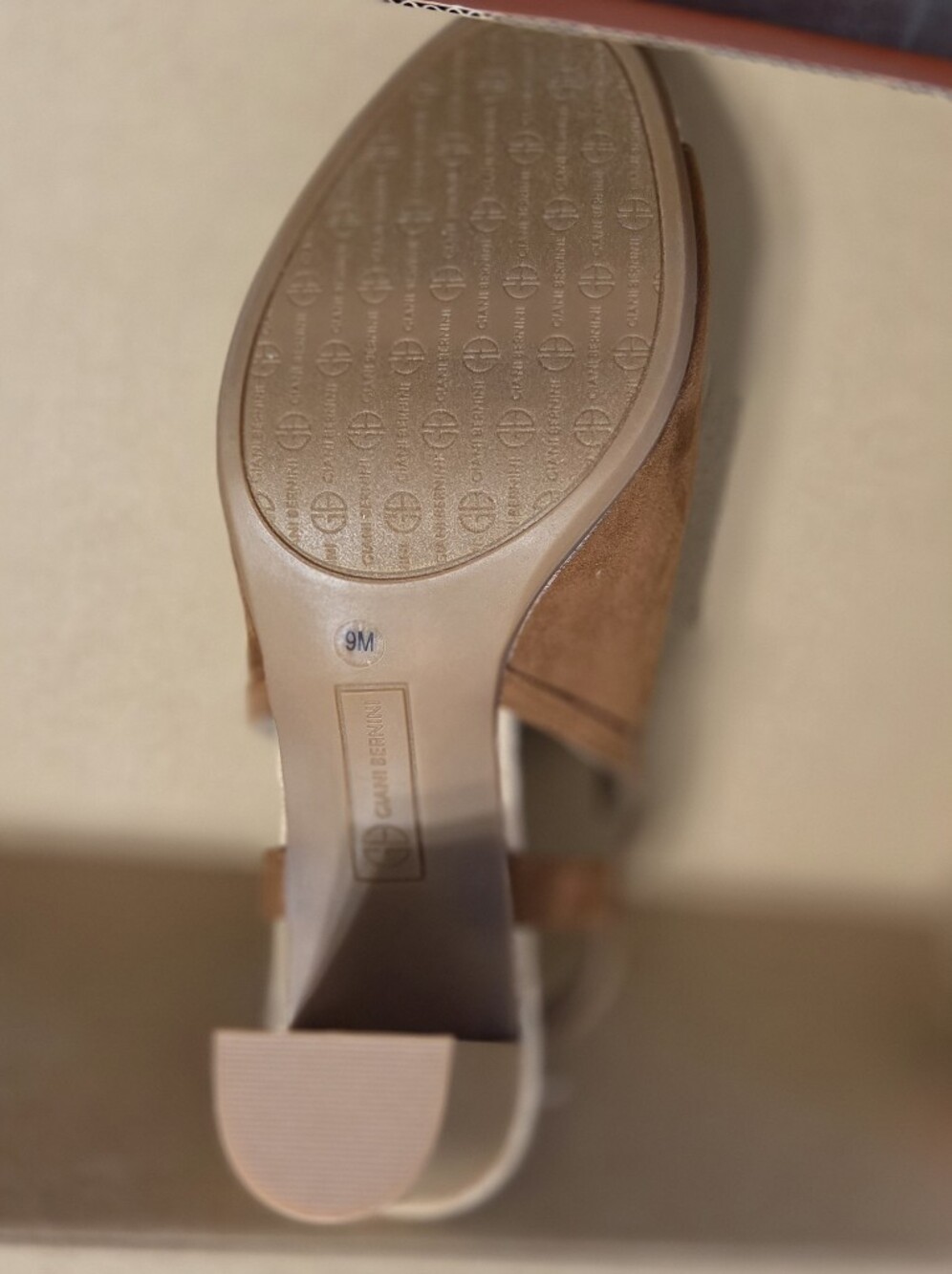 Giani Bernini Tan Suede Open-Toe Block Heel Slingback Mules - Picture 6 of 7